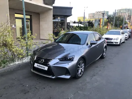 Lexus IS 300 2019 года за 19 000 000 тг. в Астана – фото 3