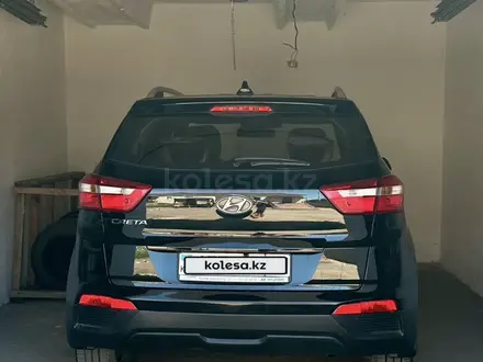 Hyundai Creta 2021 года за 9 300 000 тг. в Астана – фото 2