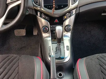 Chevrolet Cruze 2013 года за 4 300 000 тг. в Алматы – фото 19