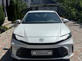Toyota Camry 2025 годаүшін19 800 000 тг. в Алматы – фото 2