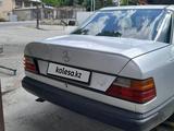 Mercedes-Benz E 260 1988 годаfor800 000 тг. в Шымкент – фото 3