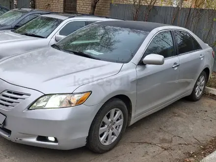 Toyota Camry 2007 годаүшін6 000 000 тг. в Петропавловск – фото 2