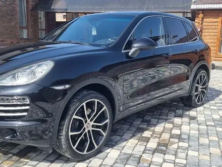 Porsche Cayenne 2014 года за 13 300 000 тг. в Астана – фото 2