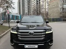 Toyota Land Cruiser, 2022