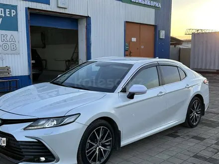 Toyota Camry 2021 года за 13 500 000 тг. в Караганда – фото 3