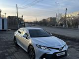 Toyota Camry 2021 года за 13 500 000 тг. в Караганда