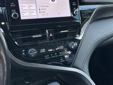 Toyota Camry 2021 года за 13 500 000 тг. в Караганда – фото 11