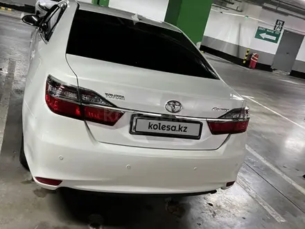 Toyota Camry 2015 года за 11 500 000 тг. в Астана – фото 3