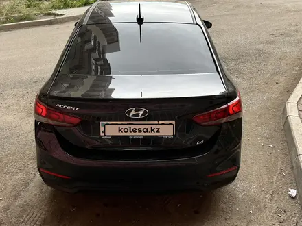 Hyundai Accent 2018 года за 7 300 000 тг. в Караганда – фото 7