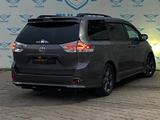 Toyota Sienna 2015 года за 15 490 000 тг. в Алматы – фото 3