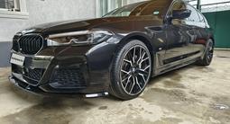 BMW 540 2022 года за 29 200 000 тг. в Шымкент – фото 4
