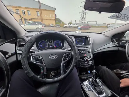 Hyundai Grandeur 2015 года за 3 300 000 тг. в Караганда – фото 26