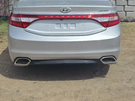 Hyundai Grandeur 2015 года за 3 300 000 тг. в Караганда – фото 6