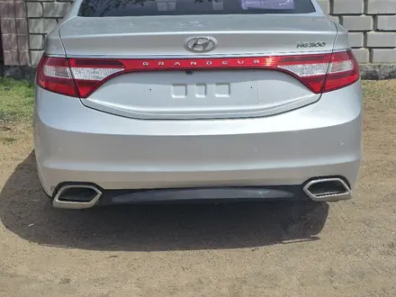 Hyundai Grandeur 2015 года за 3 300 000 тг. в Караганда – фото 7