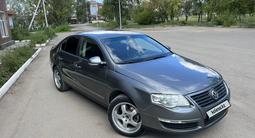 Volkswagen Passat 2006 года за 3 750 000 тг. в Экибастуз – фото 2