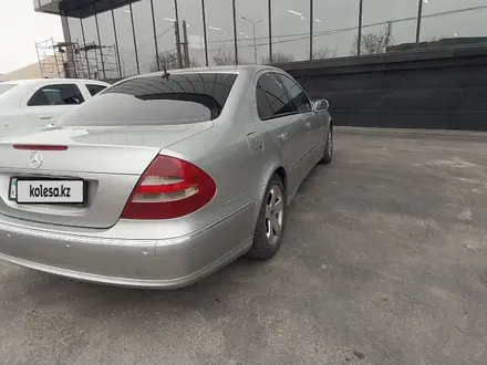 Mercedes-Benz E 200 2002 года за 5 600 000 тг. в Шымкент – фото 4