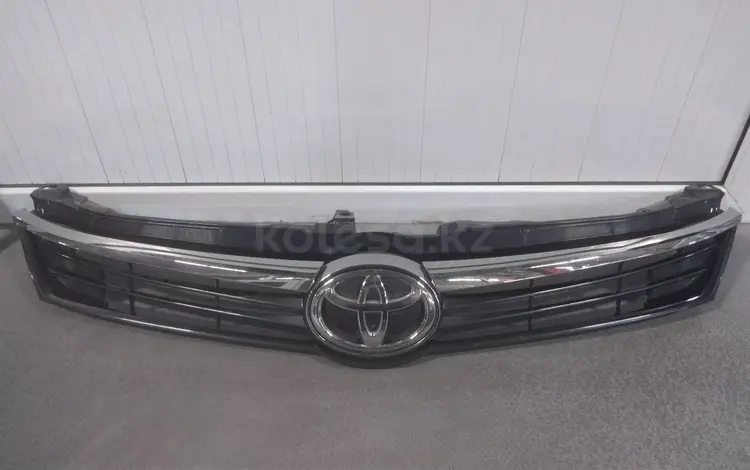 Решетка радиатора Toyota Camry 55 Тойота Камри 55 за 50 000 тг. в Алматы