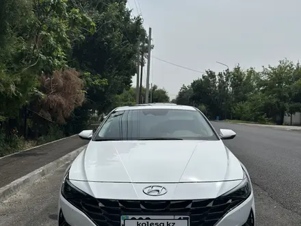 Hyundai Elantra 2022 года за 10 700 000 тг. в Шымкент – фото 2