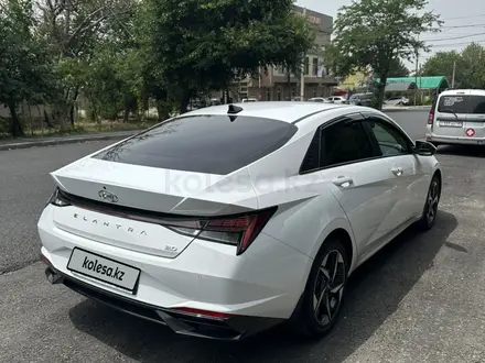 Hyundai Elantra 2022 года за 10 700 000 тг. в Шымкент – фото 5