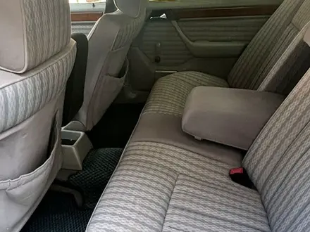 Mercedes-Benz E 230 1991 года за 2 300 000 тг. в Шымкент – фото 8