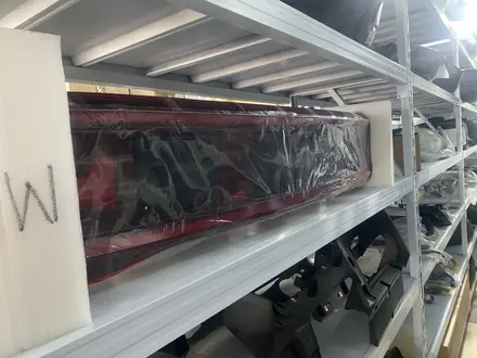 Фонарь задний (центральный) за 1 000 тг. в Алматы