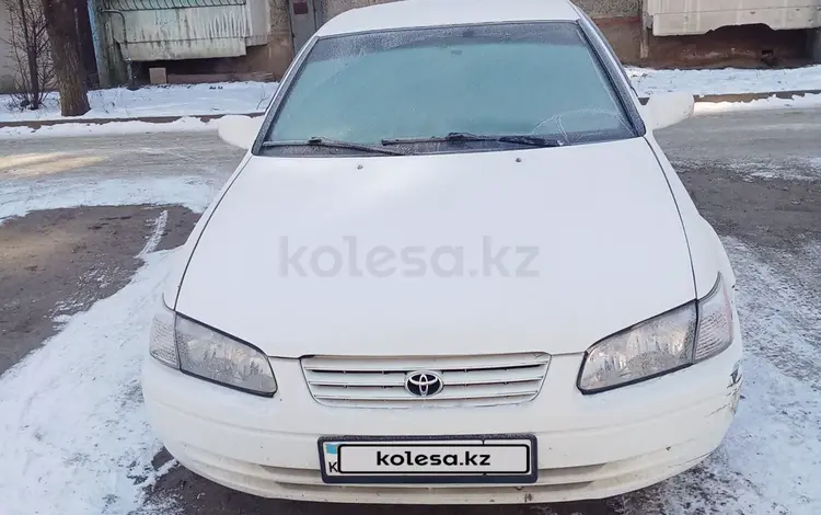 Toyota Camry 2001 годаfor3 200 000 тг. в Алматы