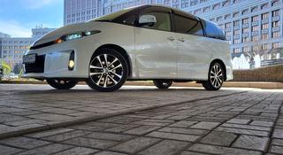Toyota Estima 2013 года за 8 270 000 тг. в Астана