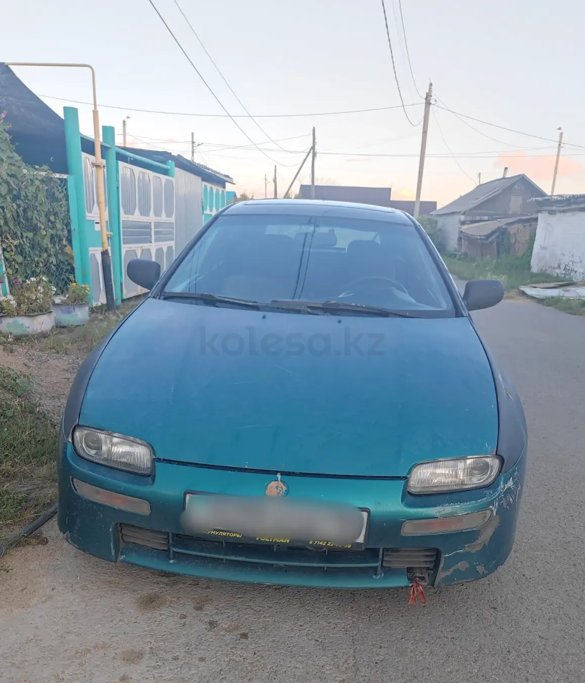 Mazda 323, 1995