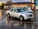 Mercedes-Benz E 280 1993 годаүшін1 890 000 тг. в Караганда