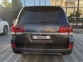 Toyota Land Cruiser 2016 годаүшін30 500 000 тг. в Уральск – фото 4