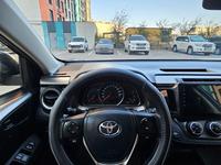 Toyota RAV4 2015 года за 10 000 000 тг. в Актау