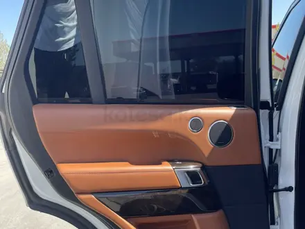 Land Rover Range Rover 2014 года за 26 000 000 тг. в Алматы – фото 12
