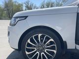 Land Rover Range Rover 2014 годаүшін26 000 000 тг. в Алматы – фото 5