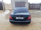 Mercedes-Benz E 500 2004 года за 3 500 000 тг. в Актау – фото 3