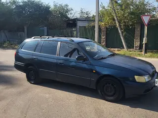Toyota Carina E