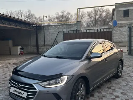 Hyundai Elantra 2018 года за 7 100 000 тг. в Алматы – фото 2