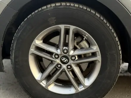 Hyundai Santa Fe 2016 года за 5 800 000 тг. в Уральск – фото 13
