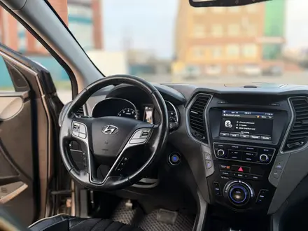 Hyundai Santa Fe 2016 года за 5 800 000 тг. в Уральск – фото 14