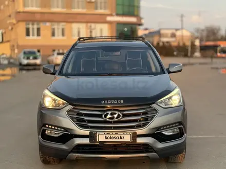 Hyundai Santa Fe 2016 года за 5 800 000 тг. в Уральск – фото 3