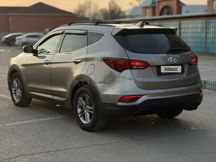 Hyundai Santa Fe 2016 года за 5 800 000 тг. в Уральск – фото 5