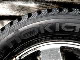 (без дисков) 4 шипованные шины Nokian Hakkapeliitta 2 225/60 R16 98Tүшін80 000 тг. в Уральск – фото 2