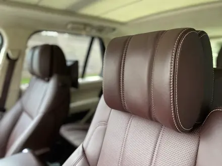 Land Rover Range Rover 2015 года за 25 400 000 тг. в Алматы – фото 15