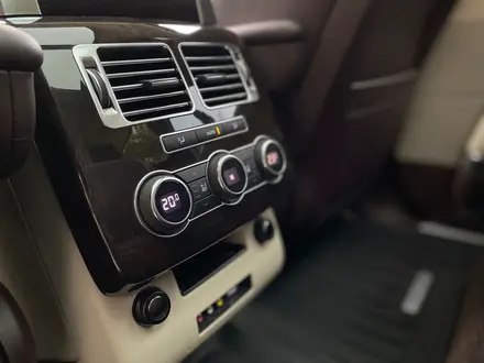 Land Rover Range Rover 2015 года за 25 400 000 тг. в Алматы – фото 20