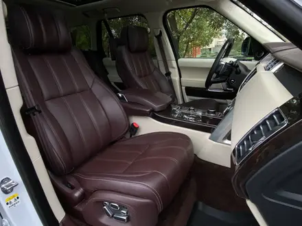 Land Rover Range Rover 2015 года за 25 400 000 тг. в Алматы – фото 26