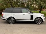 Land Rover Range Rover 2015 года за 28 700 000 тг. в Алматы – фото 4