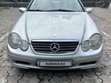 Mercedes-Benz C 180 2003 года за 3 320 000 тг. в Алматы