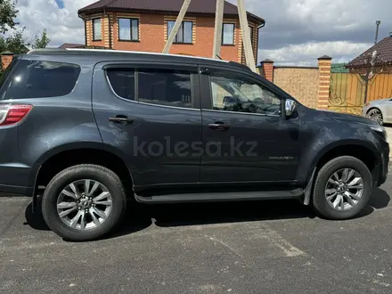 Chevrolet TrailBlazer 2021 года за 14 500 000 тг. в Уральск – фото 4