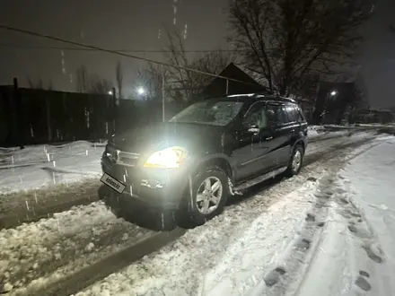 Mercedes-Benz GL 450 2007 года за 7 000 000 тг. в Алматы – фото 12