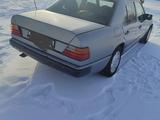 Mercedes-Benz E 260 1988 годаүшін1 200 000 тг. в Караганда – фото 4