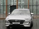 Hyundai Sonata 2020 годаfor11 000 000 тг. в Астана